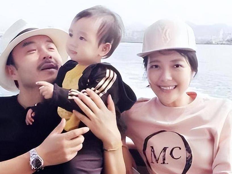 胎10岁沐沐帮助妈妈管教妹妹哥哥力爆棚冰球突破游戏网站汪涵妻子公开坦白有二(图6)