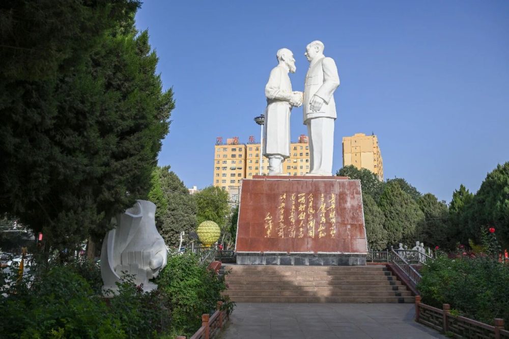 尔班大叔跨越时空的传承｜新华深读冰球突破正规网站心向北京——库(图4)